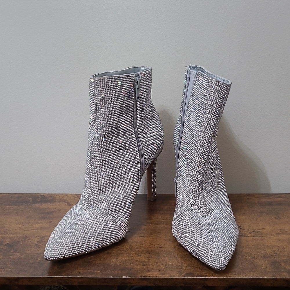 Gianni Bini Silver Rhinestone Heeled Boots size 8.5